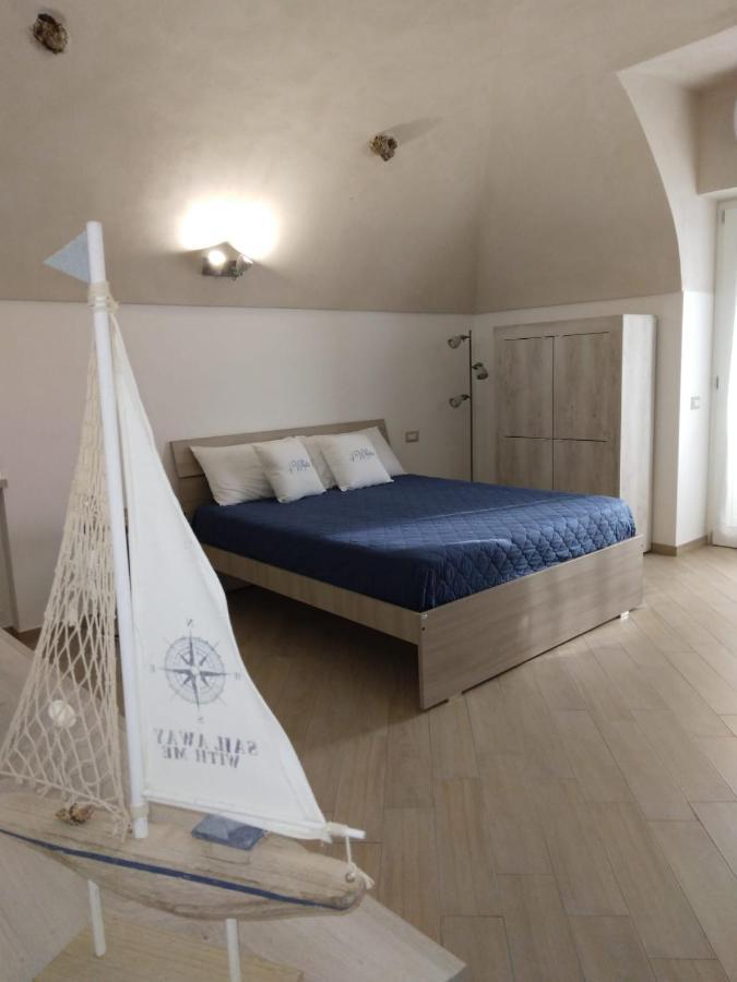 Four White Apartment Agerola