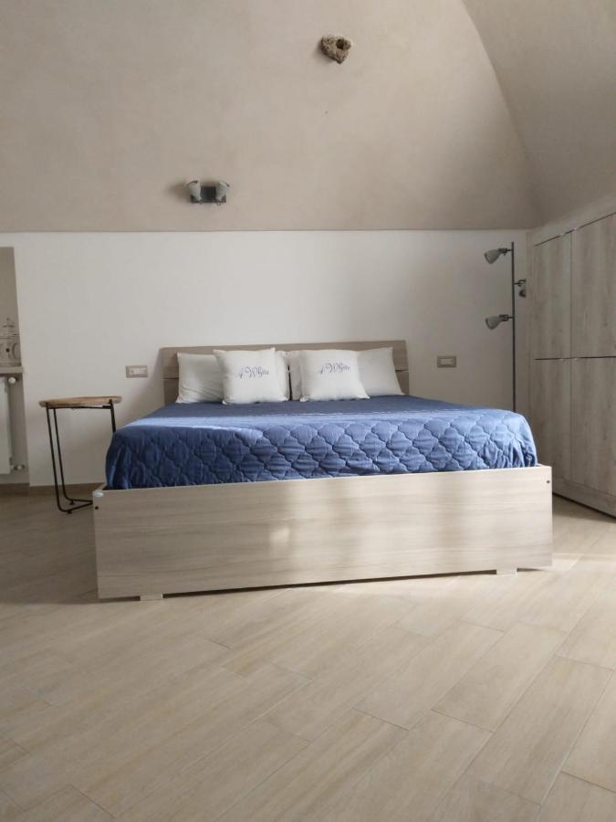 Apartment Four White *