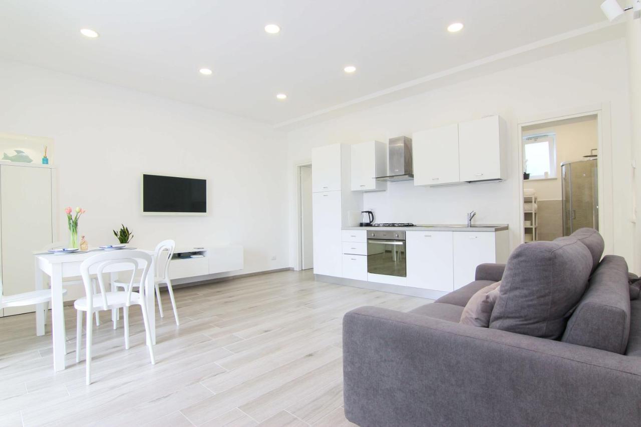 Apartment Four White *
