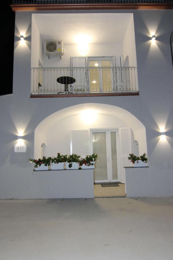 Four White Appartamento